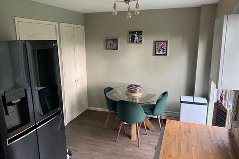15 Cae Rhedyn, Rhos, Swansea, SA8 3HX