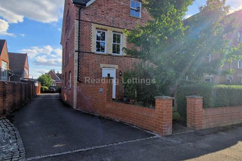 2 bedroom apartment to rent, South View Avenue, Caversham