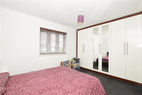 14 Hall Road, Chadwell Heath, Romford, RM6 4LH