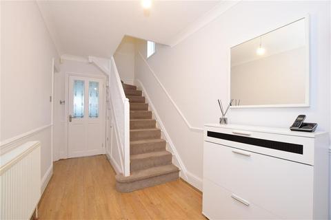 14 Hall Road, Chadwell Heath, Romford, RM6 4LH