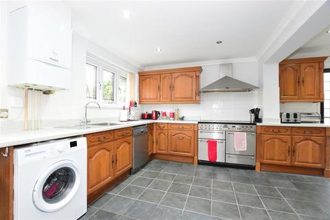 14 Hall Road, Chadwell Heath, Romford, RM6 4LH