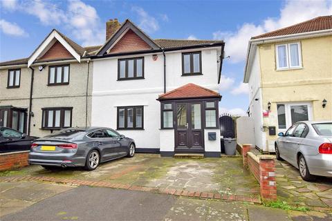 14 Hall Road, Chadwell Heath, Romford, RM6 4LH