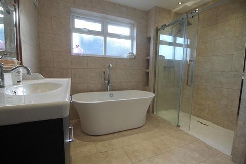 14 Lampits Hill, Corringham, Stanford-le-hope, SS17 9AN