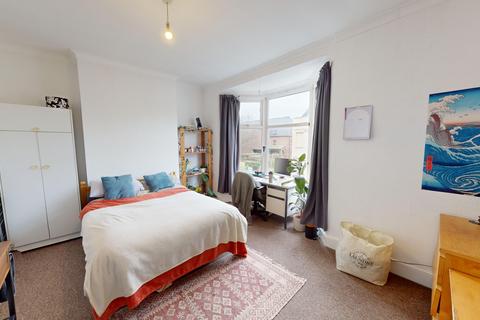 5 bedroom terraced house to rent, Viaduct Road, Brighton, BN1
