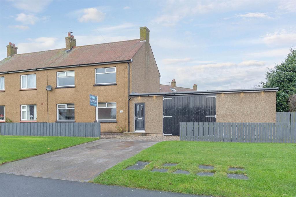 James Street, Seahouses... 3 bed semidetached house £260,000