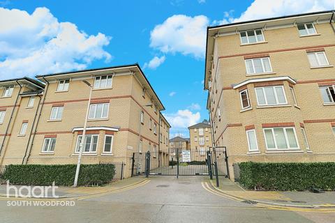 24 Alveston Square, London, E18 1AQ