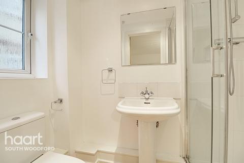 24 Alveston Square, London, E18 1AQ
