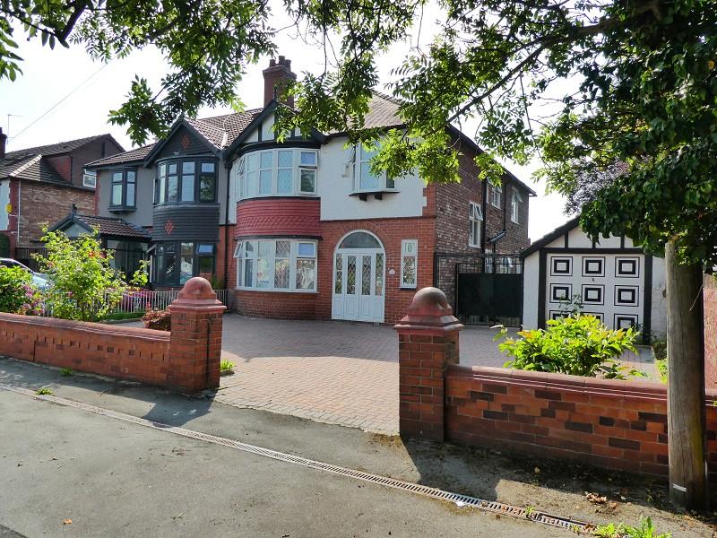 Seymour Grove, Old Trafford... 4 bed semidetached house £1,495 pcm (£345 pw)