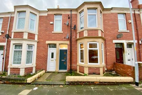 2 bedroom apartment to rent - Fern Dene Road, Gateshead
