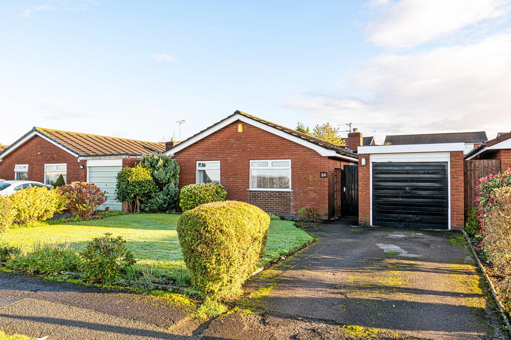 Thorntree Green, Lumb Brook Road, Appleton Thorn 3 bed detached