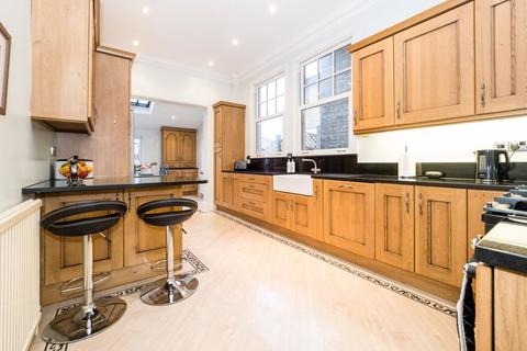 15 Junction Road, Romford, RM1 3QS