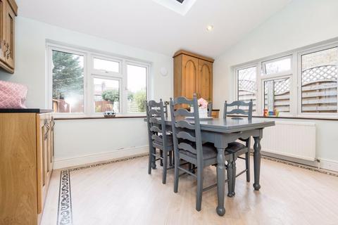 15 Junction Road, Romford, RM1 3QS