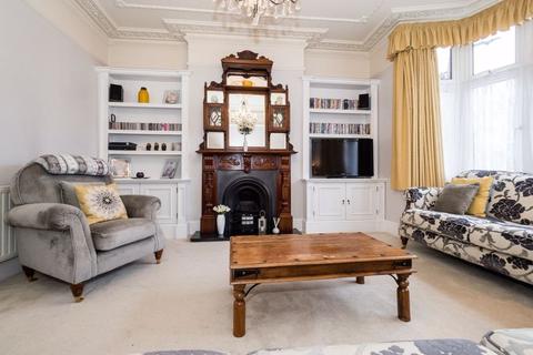 15 Junction Road, Romford, RM1 3QS