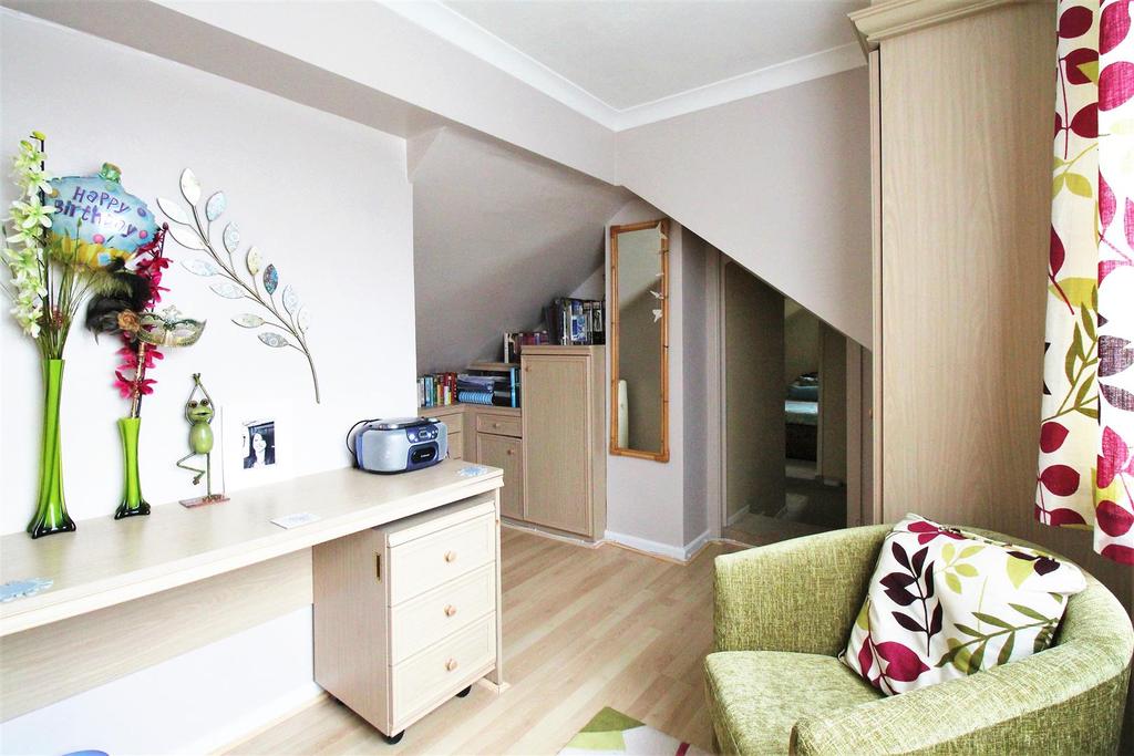 Bedroom 5/Dressing Room
