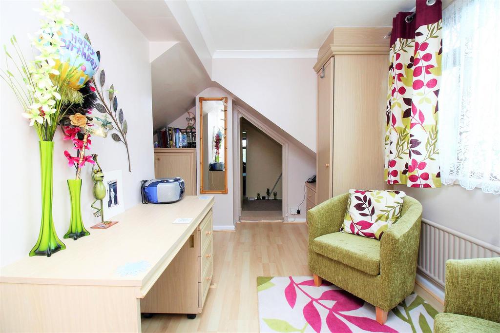 Bedroom 5/Dressing Room