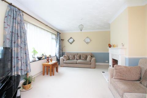20 Deerhurst Close, Longfield, DA3 7LL