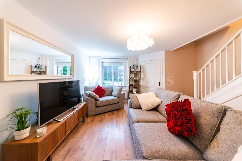 Millrace, Abercarn, Newport. NP11 3 bed semidetached house £180,000