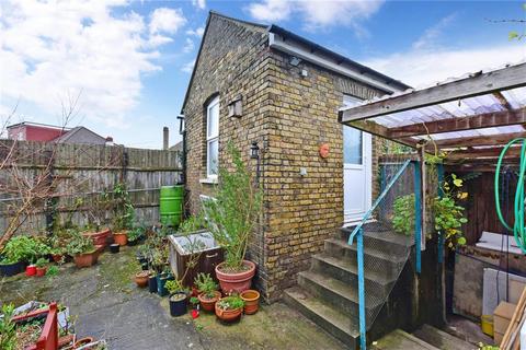 23 Lodge Avenue, Dartford, DA1 3DX
