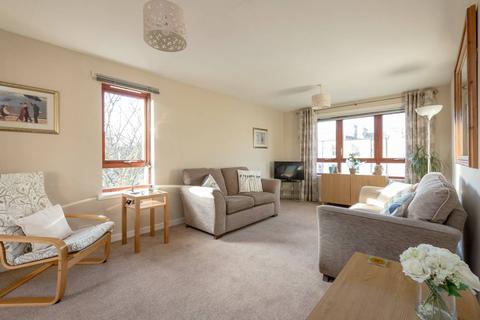 7/8 St. Clair Avenue, Edinburgh, EH6 8JS