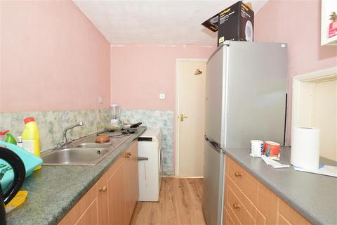 38 Bathurst Road, Staplehurst, Tonbridge, TN12 0LQ