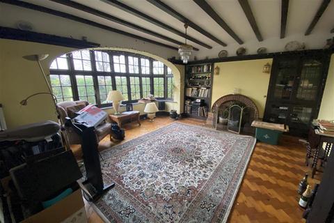 65 Bell Road, Sittingbourne, ME10 4DS