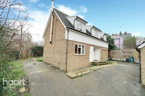 15a Albert Road, Witham, CM8 2BS