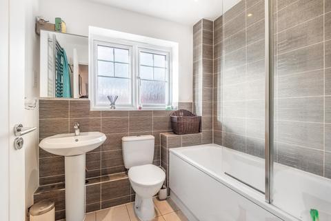 3 Chenneston Close, Sunbury-on-thames, TW16 6BE