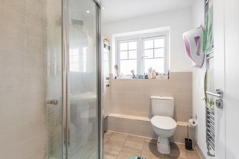 3 Chenneston Close, Sunbury-on-thames, TW16 6BE