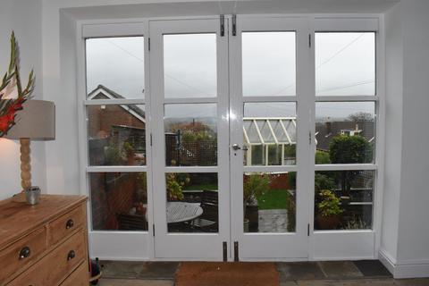 12 Lower Edge Road, Brighouse, HD6 3NT