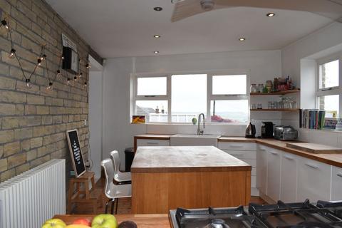 12 Lower Edge Road, Brighouse, HD6 3NT