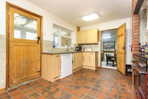 155 Box End Road, Bromham, Bedford, MK43 8LU