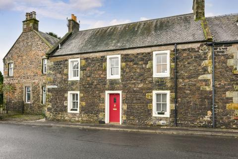 6a Orchard Flat, Auchtermuchty, Cupar, KY14 7DL