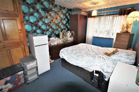 27 Ronksley Crescent, Sheffield, S5 0HH
