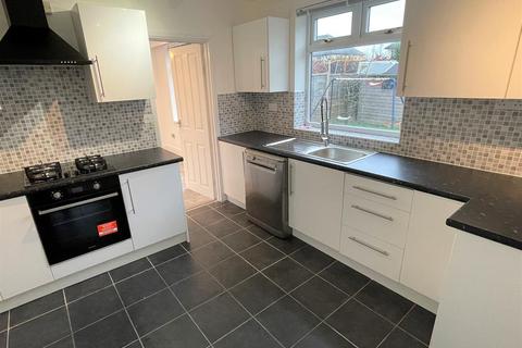6 Fir Tree Gardens, Leeds, LS17 7EQ