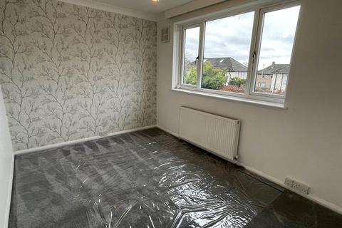 6 Fir Tree Gardens, Leeds, LS17 7EQ