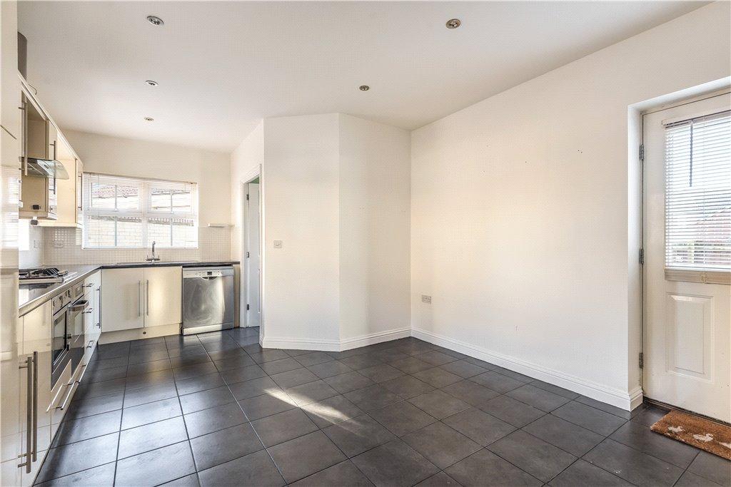 Kitchen/Breakfast Rm