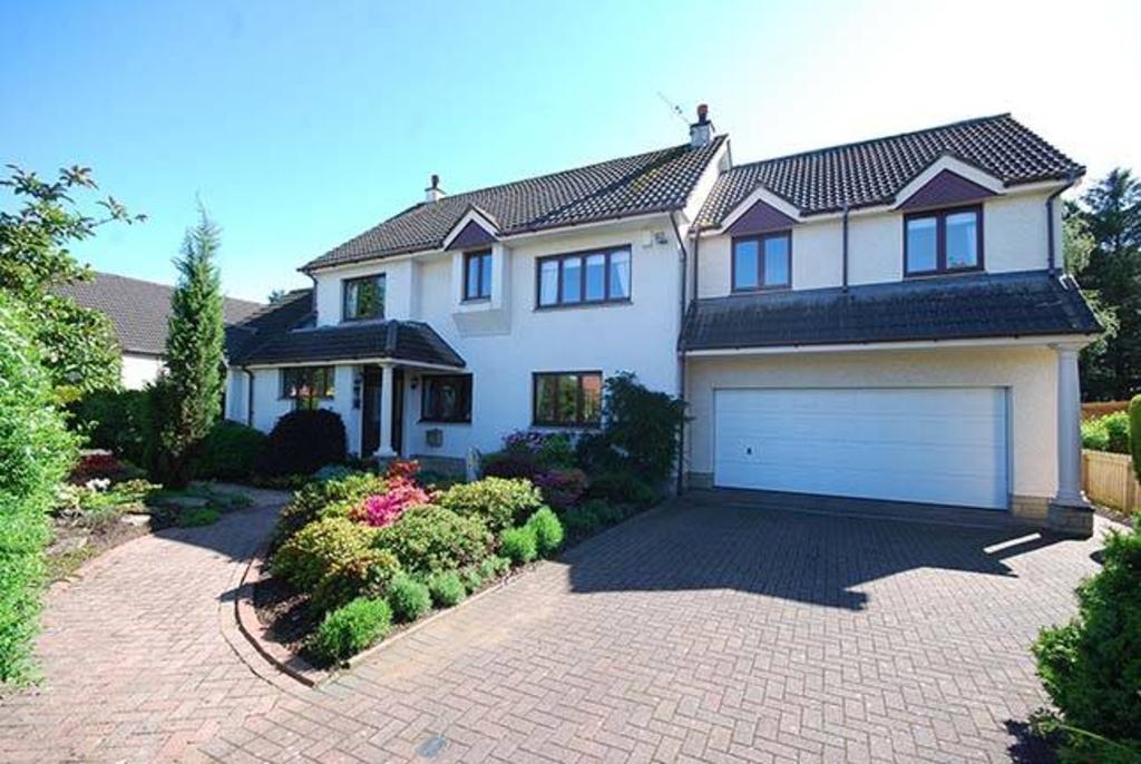 16 Wilson Avenue, Troon, KA10 7AF 5 bed detached house £450,000