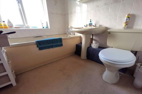 4 Putlands Crescent, Bexhill-on-sea, TN39 5DP