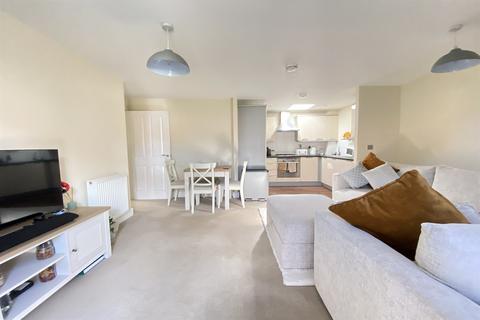 2 bedroom apartment to rent, Bramley, Hampshire