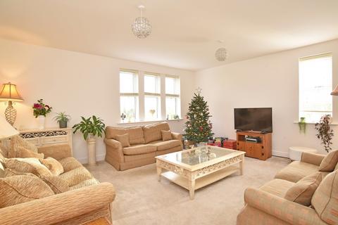 2 Beech Close, Harrogate, HG2 0FE