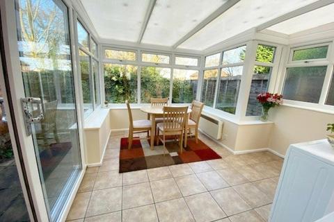 38 Crimscote Close, Shirley, Solihull, B90 4TT