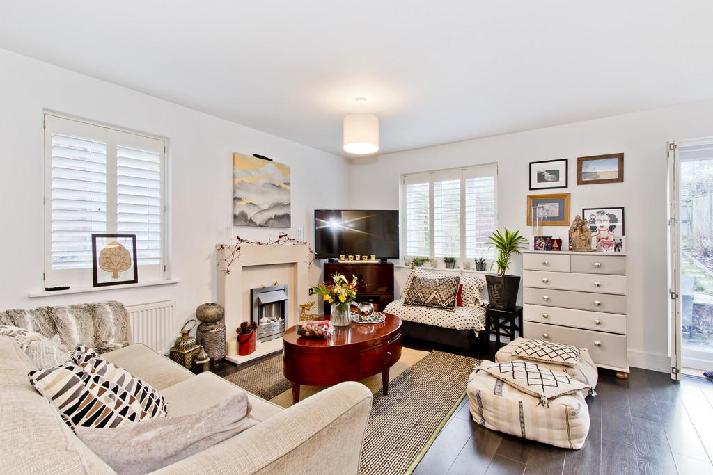 Watson Way, Crowborough 4 bed end of terrace house £425,000