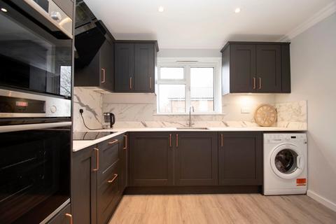 37 Brookfield, Aston, Stevenage, SG2 7HB