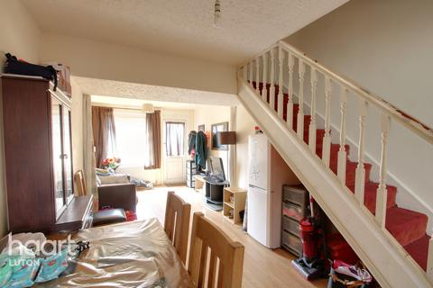 102 Cobden Street, Luton, LU2 0NG