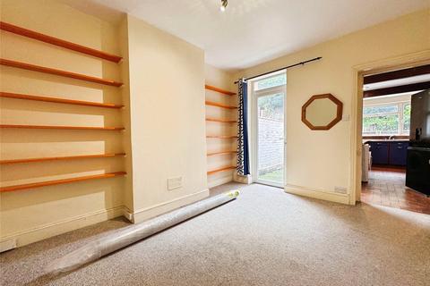 3 bedroom terraced house to rent, Field Road, Berkshire RG1
