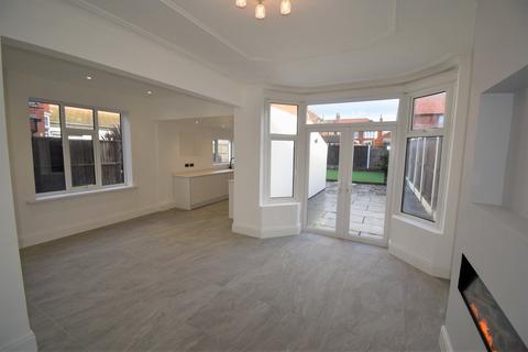 92 Cornwall Avenue, Blackpool, FY2 9QW