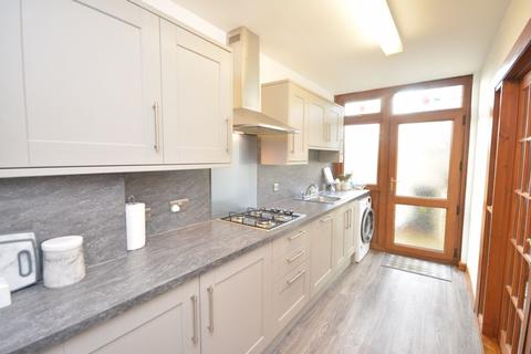 2 The Hannants, Neath, SA10 7DE