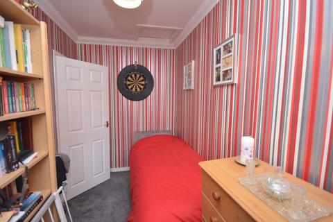 2 The Hannants, Neath, SA10 7DE
