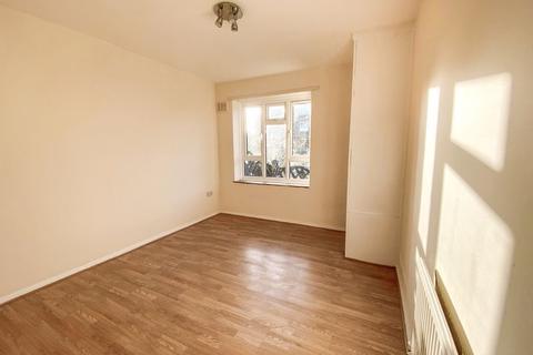 26 Galey Green, South Ockendon, RM15 5BP