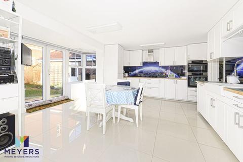48 Cornelia Road, Bournemouth, BH10 4FG